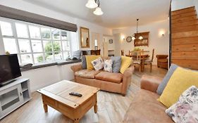 Bowland Breaks - Cobble View Cottage With Private Parking Near All The Local Wedding Venues